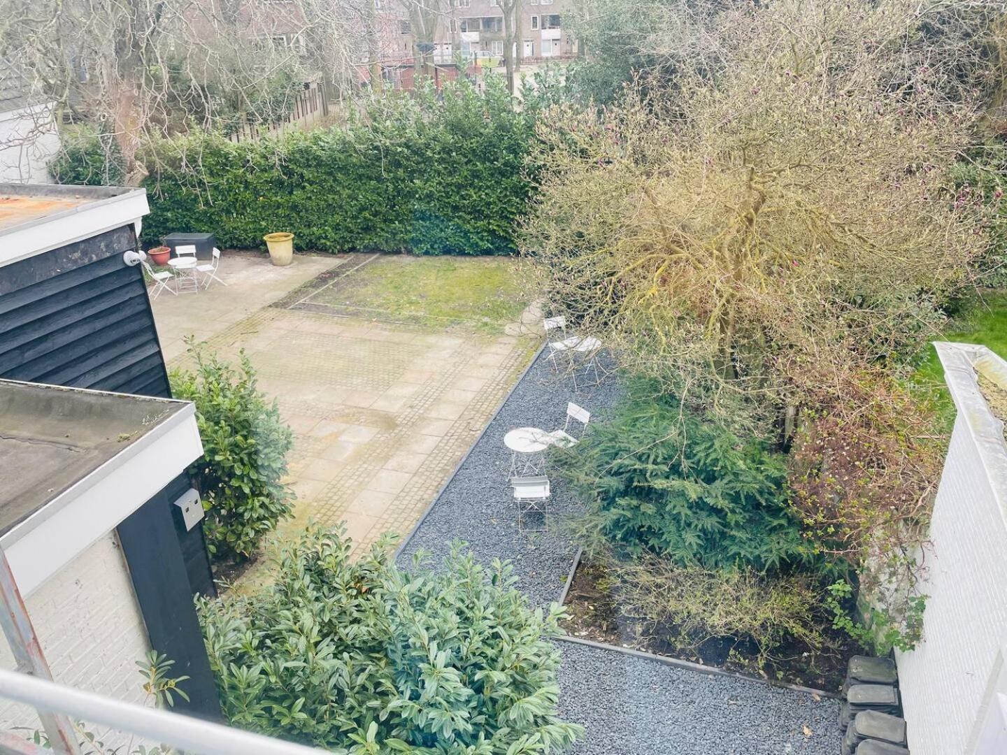 Xxl Loft With Bath Located Stadsvilla Tilburg Eksteriør bilde