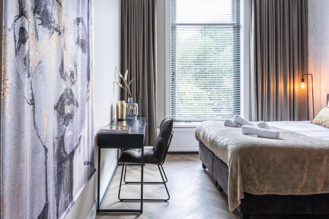 Xxl Loft With Bath Located Stadsvilla Tilburg Eksteriør bilde